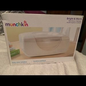 Wipe warmer and nightlight